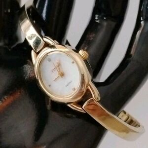 Timex Indiglo Women's Dial 20mm Oval Quartz Watch New Battery Works